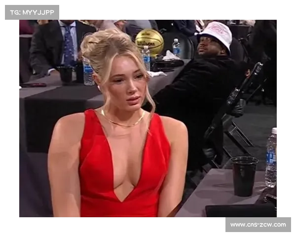 猛龙9号秀博伊尔斯女友曝光 南卡大学球星基茨因伤缺席新赛季 猛龙9号秀博伊尔斯女友曝光 南卡大学球星基茨因伤缺席新赛季